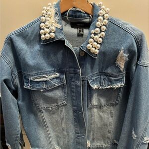 Forever21 pearl collar Jean jacket. Over size look.